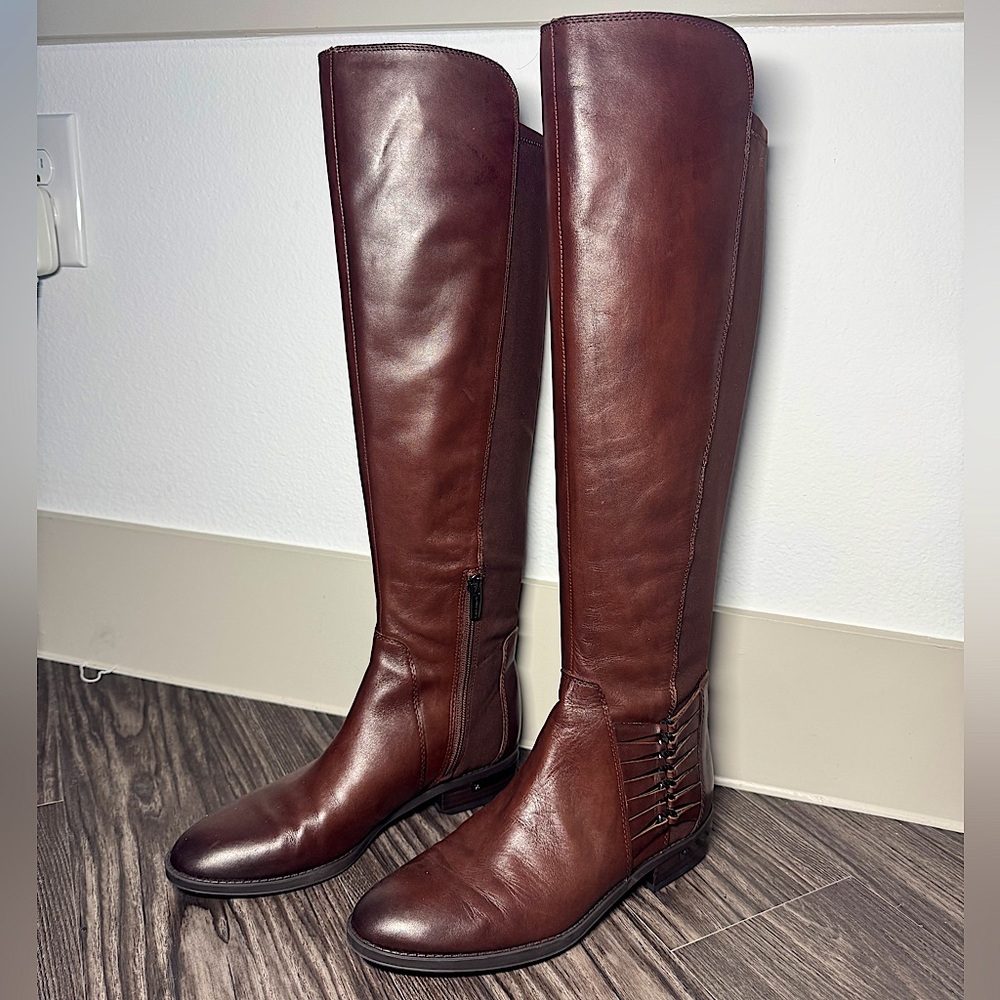 listing-status-banner